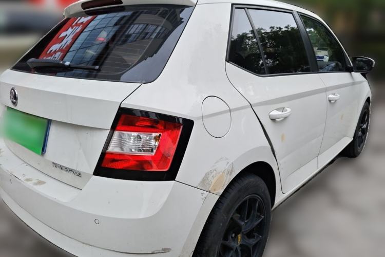 Used Skoda Fabia 2017 1.4L Automatic Car Enjoy Edition Rear Right 45 Deg