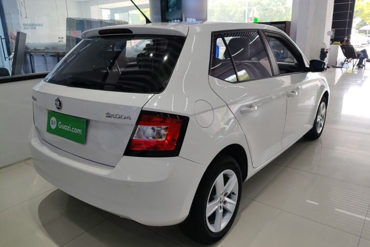 Used Skoda Fabia 2017 1.4L Automatic Car Enjoy Edition Rear Right 45 Deg