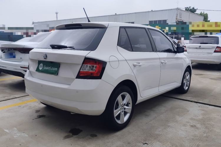 Used Skoda Fabia 2017 1.4L Automatic Car Enjoy Edition Rear Right 45 Deg