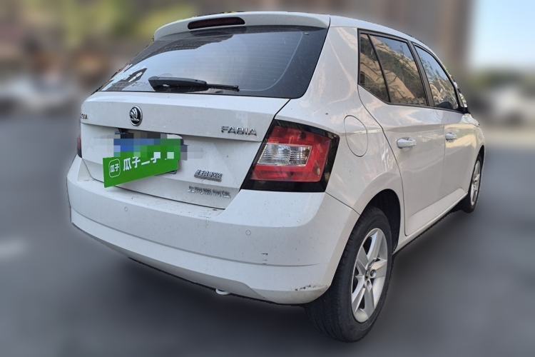 Used Skoda Fabia 2017 1.4L Automatic Car Enjoy Edition Rear Right 45 Deg