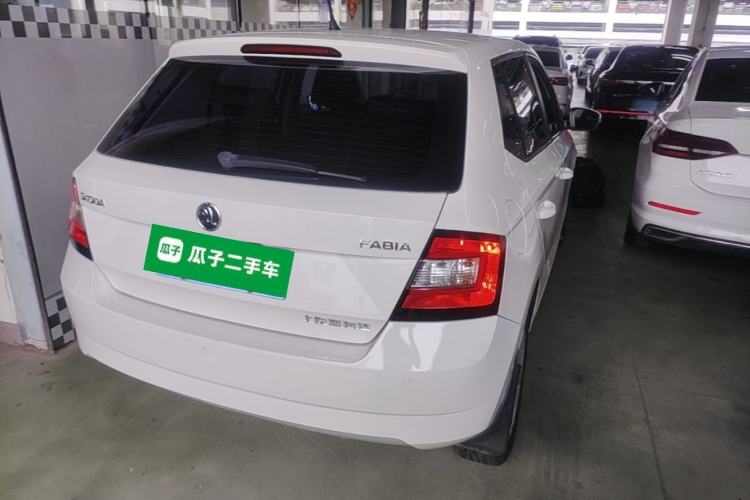 Used Skoda Fabia 2017 1.4L Automatic Car Enjoy Edition Rear Right 45 Deg