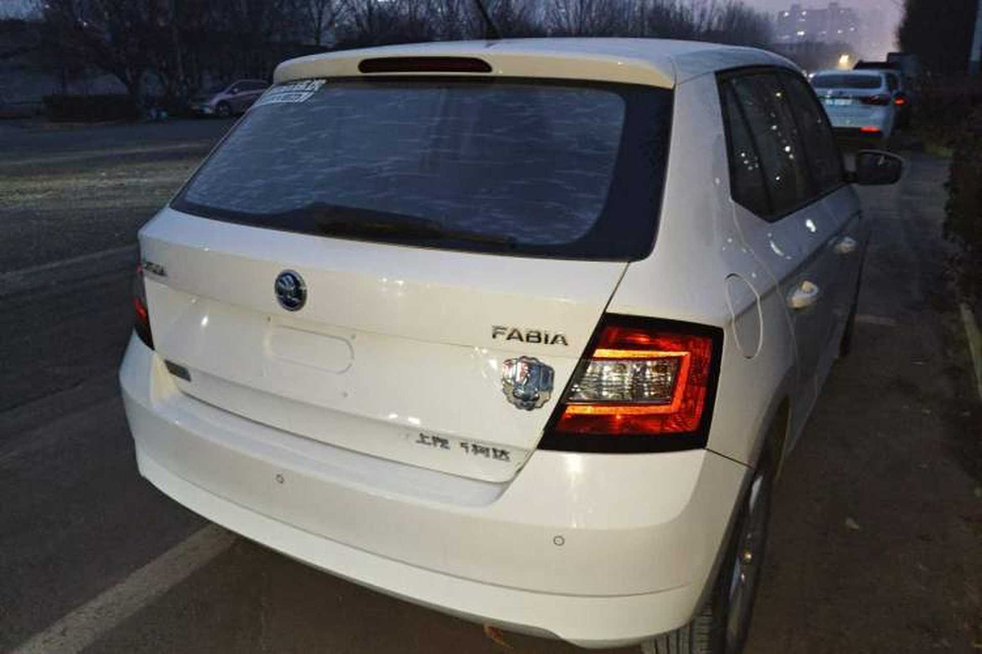 Used Skoda Fabia 2017 1.4L Manual Enjoy Edition Rear Right 45 Deg