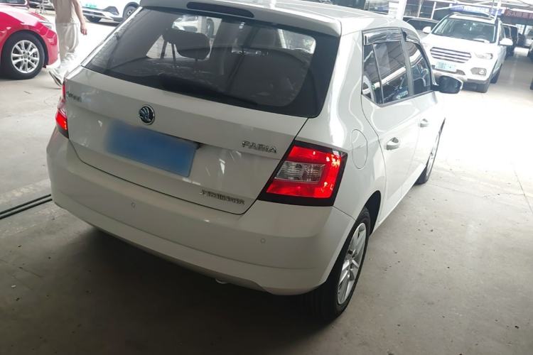 Used Skoda Fabia 2017 1.4L Automatic Car Enjoy Edition Rear Right 45 Deg