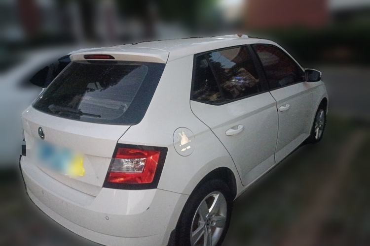 Used Skoda Fabia 2017 1.4L Automatic Car Enjoy Edition Rear Right 45 Deg