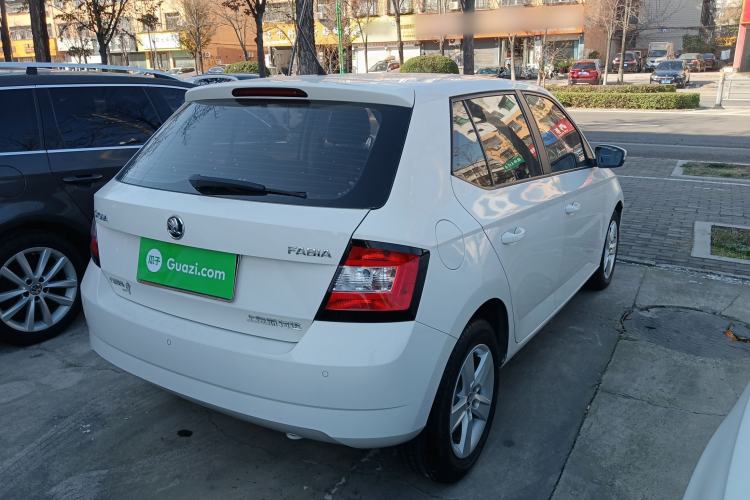Used Skoda Fabia 2017 1.4L Automatic Car Enjoy Edition Rear Right 45 Deg