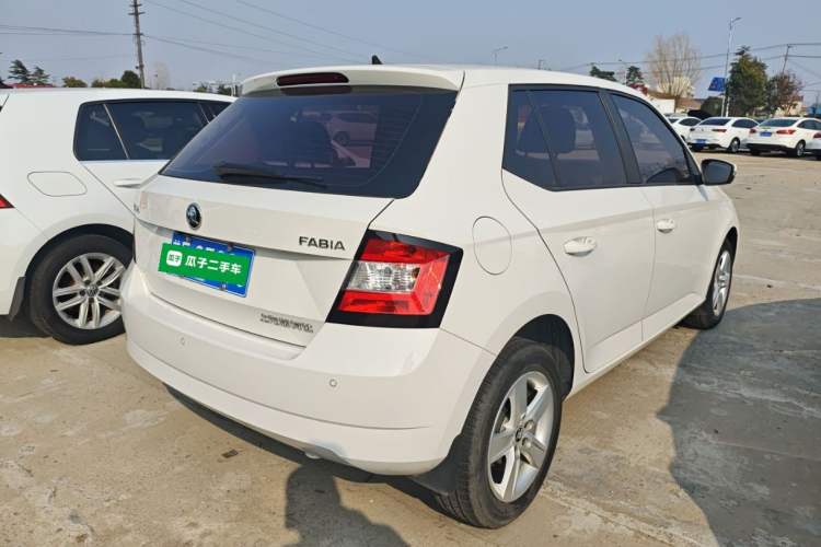 Used Skoda Fabia 2017 1.4L Automatic Car Enjoy Edition Rear Right 45 Deg