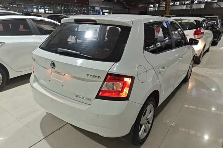 Used Skoda Fabia 2017 1.4L Automatic Car Enjoy Edition Rear Right 45 Deg