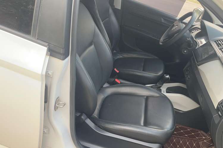Used Skoda Fabia 2017 1.4L Automatic Car Enjoy Edition Right Front Seat