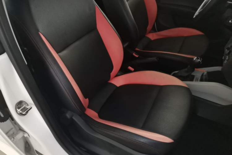 Used Skoda Fabia 2017 1.4L Automatic Car Enjoy Edition Right Front Seat