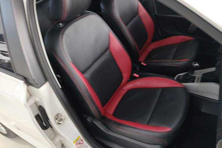 Used Skoda Fabia 2017 1.4L Automatic Car Enjoy Edition Right Front Seat