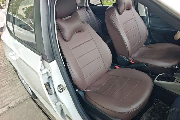Used Skoda Fabia 2017 1.4L Automatic Car Enjoy Edition Right Front Seat