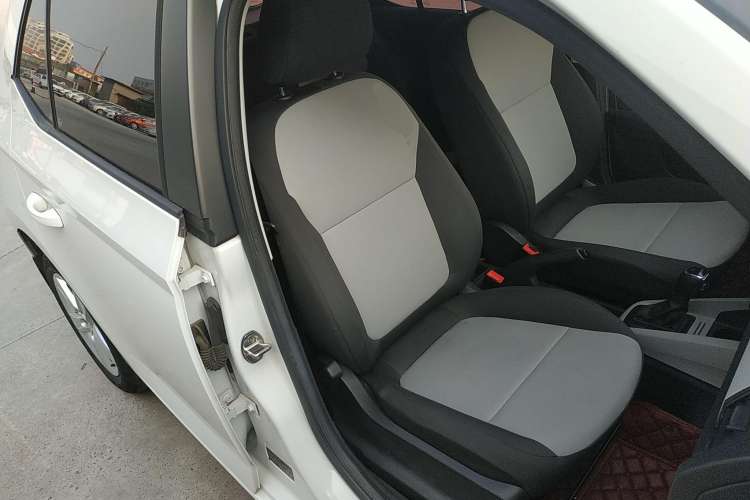 Used Skoda Fabia 2017 1.4L Automatic Car Enjoy Edition Right Front Seat