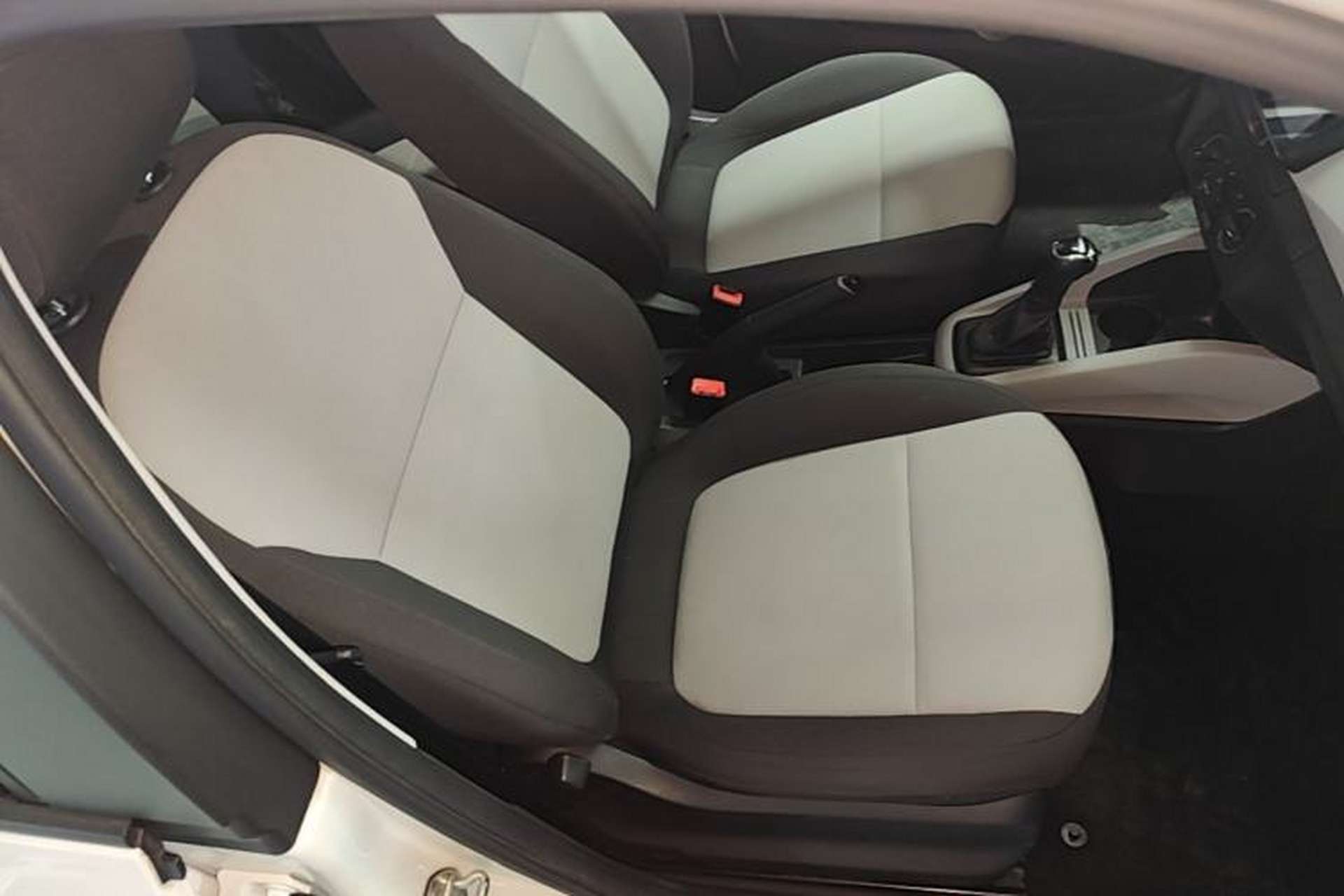 Used Skoda Fabia 2017 1.4L Automatic Car Enjoy Edition Right Front Seat