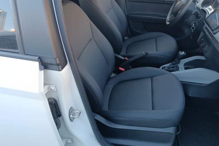 Used Skoda Fabia 2017 1.4L Automatic Car Enjoy Edition Right Front Seat