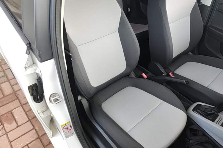 Used Skoda Fabia 2017 1.4L Automatic Car Enjoy Edition Right Front Seat