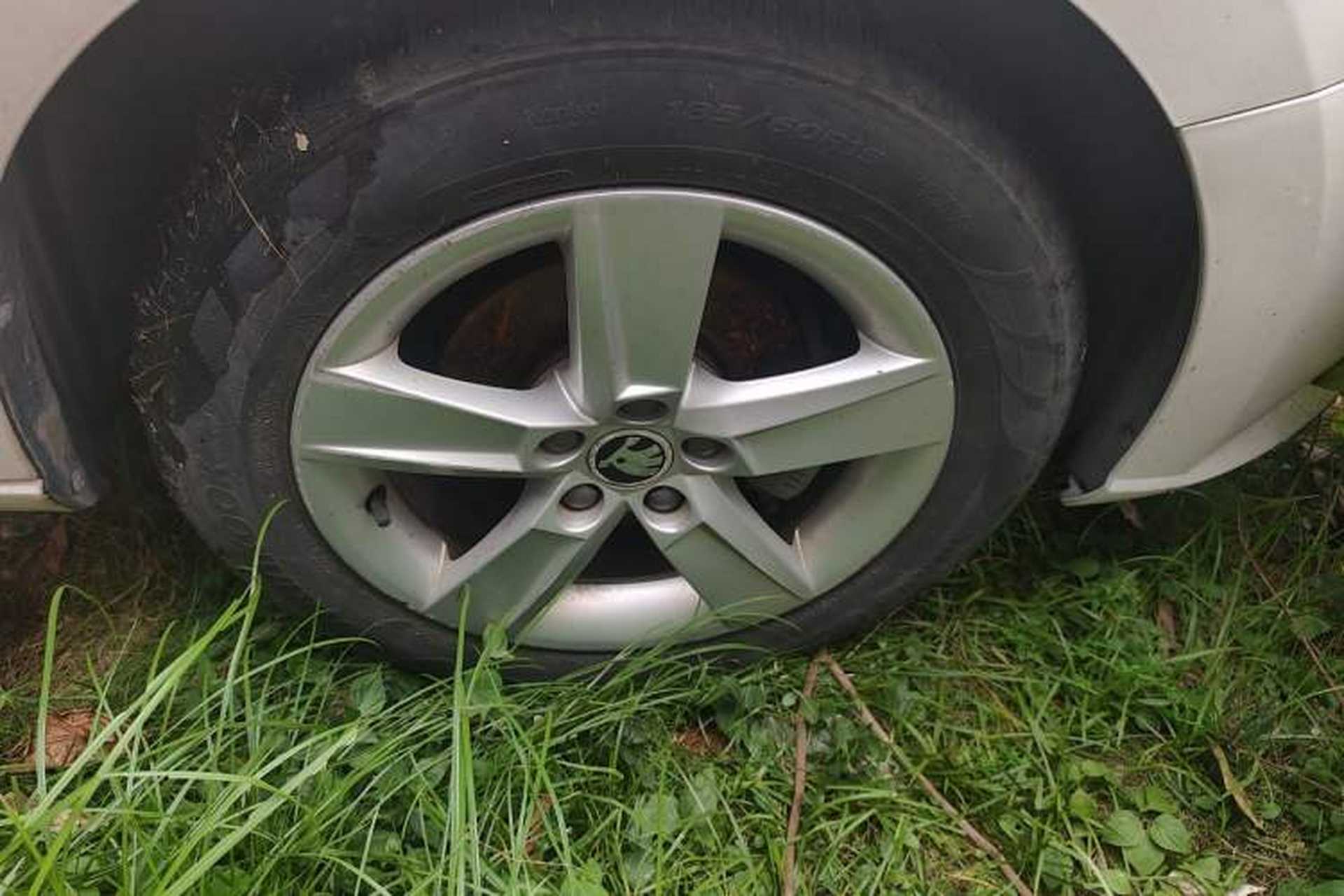 Used Skoda Fabia 2017 1.4L Automatic Car Enjoy Edition Right Front Wheel Hub