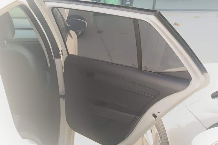 Used Skoda Fabia 2017 1.4L Automatic Car Enjoy Edition Right Rear Door Interior