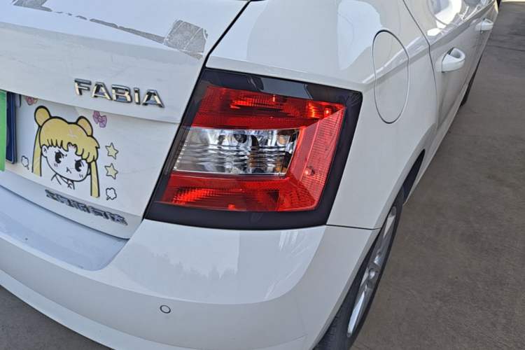 Used Skoda Fabia 2017 1.4L Automatic Car Enjoy Edition Right Rear Taillight