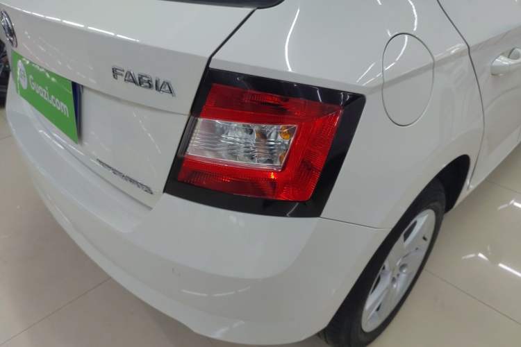 Used Skoda Fabia 2017 1.4L Automatic Car Enjoy Edition Right Rear Taillight