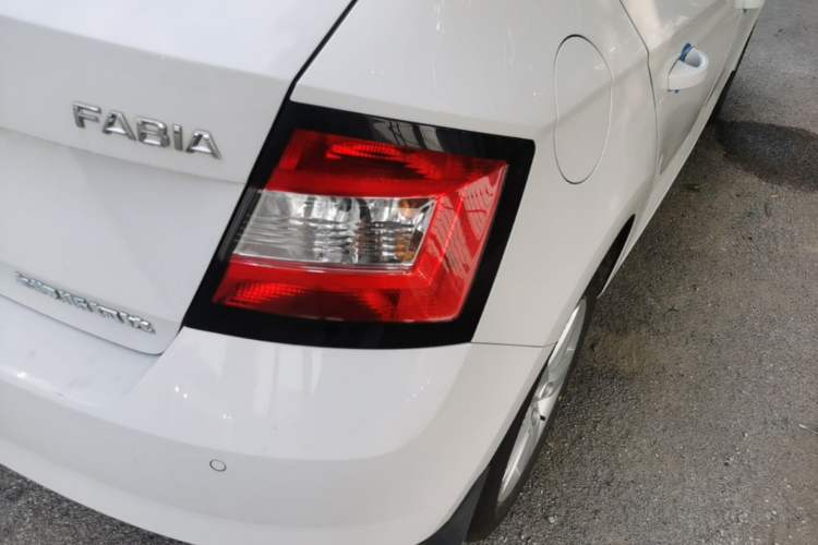 Used Skoda Fabia 2017 1.4L Automatic Car Enjoy Edition Right Rear Taillight