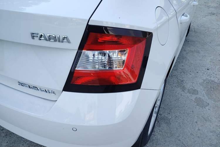 Used Skoda Fabia 2017 1.4L Automatic Car Enjoy Edition Right Rear Taillight