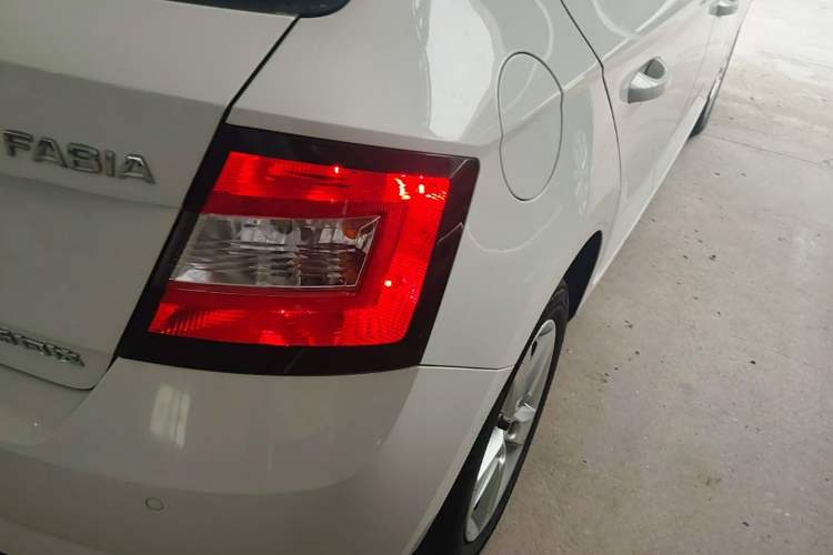 Used Skoda Fabia 2017 1.4L Automatic Car Enjoy Edition Right Rear Taillight