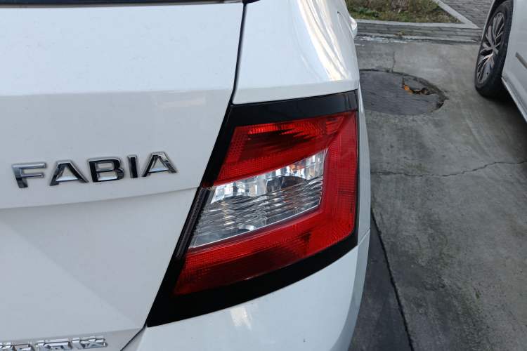 Used Skoda Fabia 2017 1.4L Automatic Car Enjoy Edition Right Rear Taillight