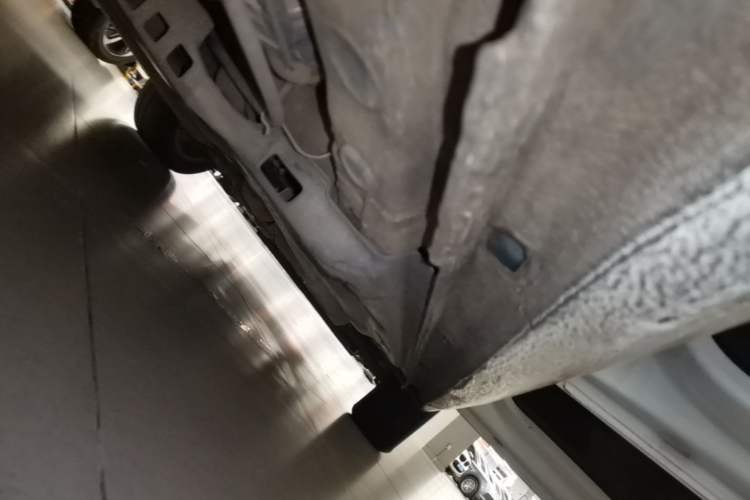 Used Skoda Fabia 2017 1.4L Automatic Car Enjoy Edition Right Side Sill