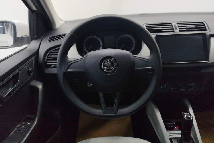 Used Skoda Fabia 2017 1.4L Automatic Car Enjoy Edition Steering Wheel