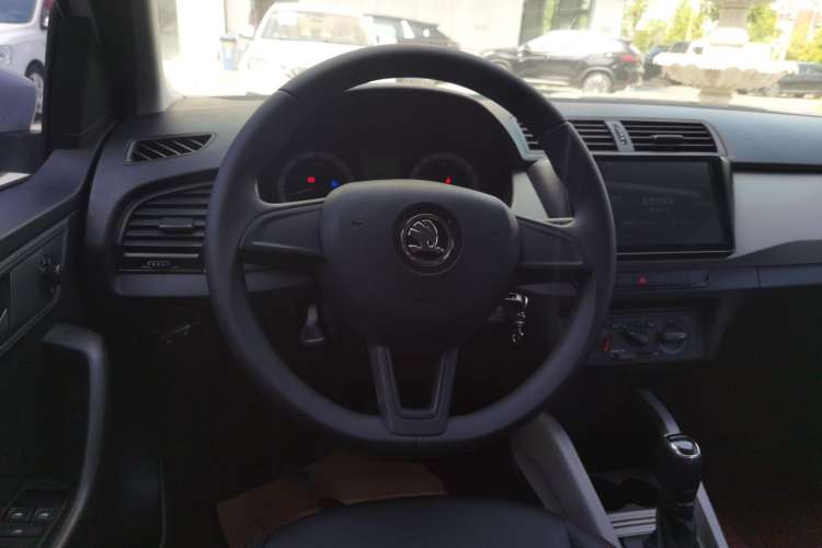 Used Skoda Fabia 2017 1.4L Automatic Car Enjoy Edition Steering Wheel
