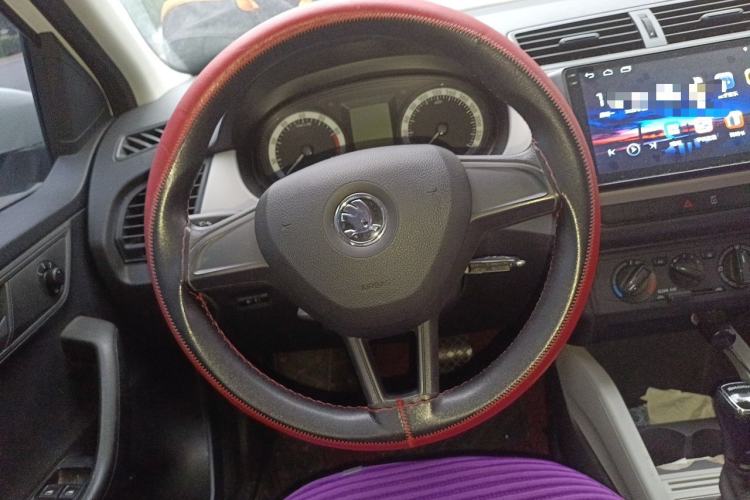 Used Skoda Fabia 2017 1.4L Automatic Car Enjoy Edition Steering Wheel