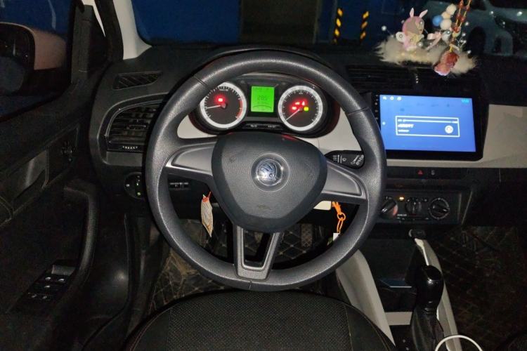 Used Skoda Fabia 2017 1.4L Automatic Car Enjoy Edition Steering Wheel