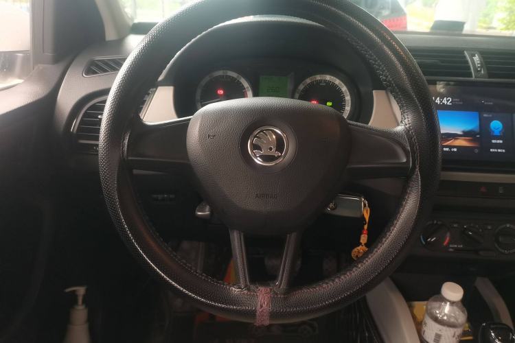 Used Skoda Fabia 2017 1.4L Automatic Car Enjoy Edition Steering Wheel