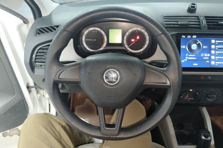 Used Skoda Fabia 2017 1.4L Automatic Car Enjoy Edition Steering Wheel