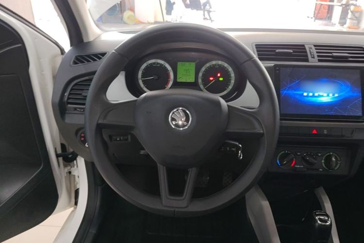 Used Skoda Fabia 2017 1.4L Automatic Car Enjoy Edition Steering Wheel