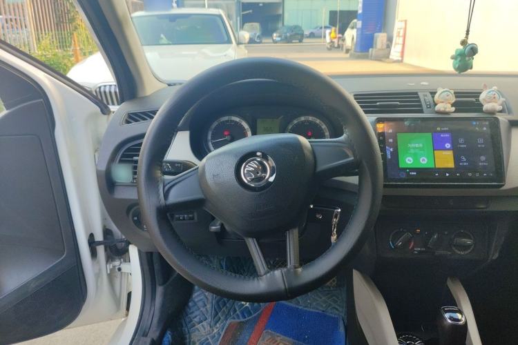 Used Skoda Fabia 2017 1.4L Automatic Car Enjoy Edition Steering Wheel