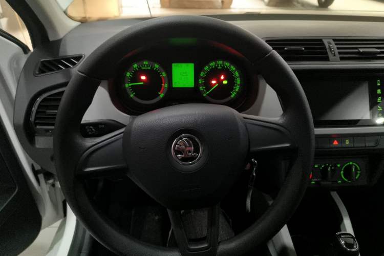 Used Skoda Fabia 2017 1.4L Automatic Car Enjoy Edition Steering Wheel