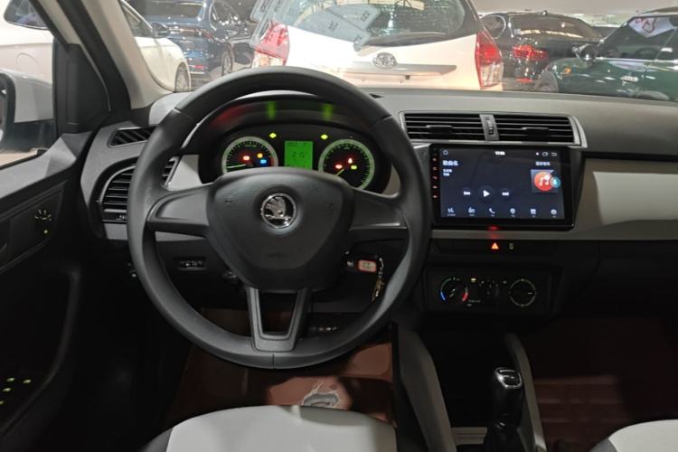 Used Skoda Fabia 2017 1.4L Automatic Car Enjoy Edition Steering Wheel