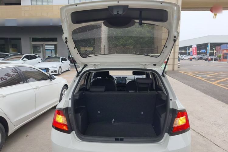 Used Skoda Fabia 2017 1.4L Automatic Car Enjoy Edition Trunk