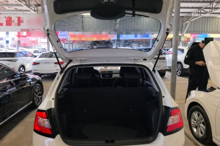 Used Skoda Fabia 2017 1.4L Automatic Car Enjoy Edition Trunk