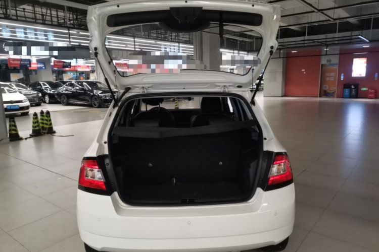 Used Skoda Fabia 2017 1.4L Automatic Car Enjoy Edition Trunk