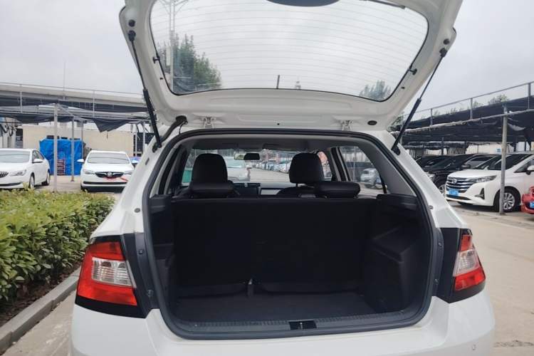 Used Skoda Fabia 2017 1.4L Automatic Car Enjoy Edition Trunk