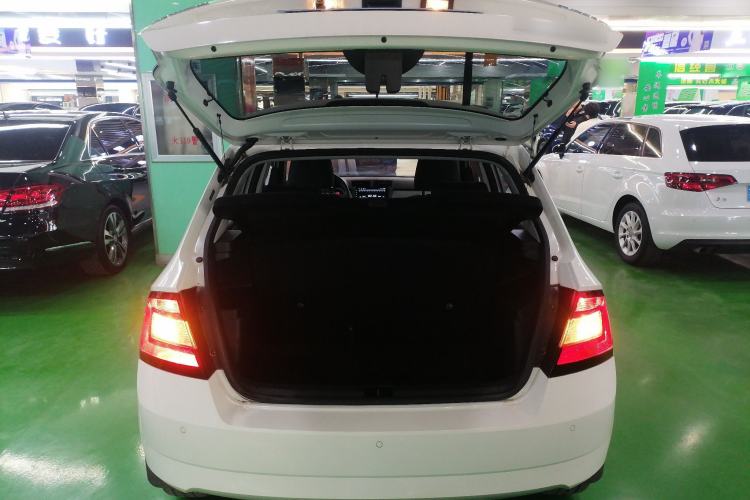 Used Skoda Fabia 2017 1.4L Automatic Car Enjoy Edition Trunk