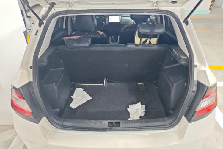 Used Skoda Fabia 2017 1.4L Automatic Car Enjoy Edition Trunk