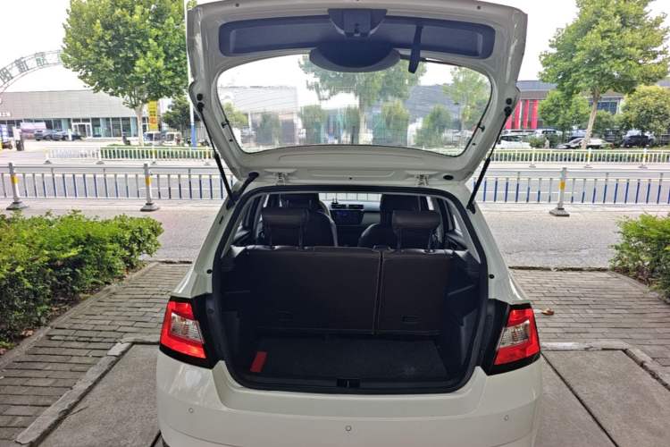 Used Skoda Fabia 2017 1.4L Automatic Car Enjoy Edition Trunk