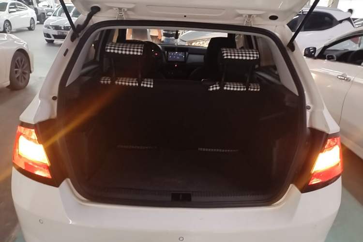 Used Skoda Fabia 2017 1.4L Automatic Car Enjoy Edition Trunk