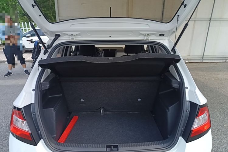 Used Skoda Fabia 2017 1.4L Automatic Car Enjoy Edition Trunk