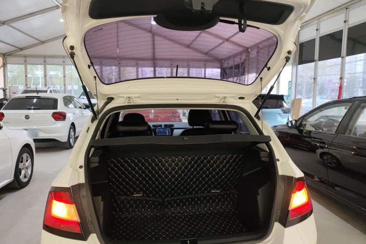 Used Skoda Fabia 2017 1.4L Automatic Car Enjoy Edition Trunk