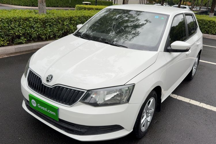 Used Skoda Fabia 2017 1.4L Automatic Car Enjoy Edition Guazi used car, China used car export, Used car for sale, Used Skoda cars, Cheapest cars for sale