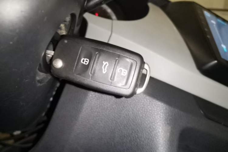 Used Skoda Fabia 2017 1.4L Automatic Car Enjoy Edition Vehicle Key